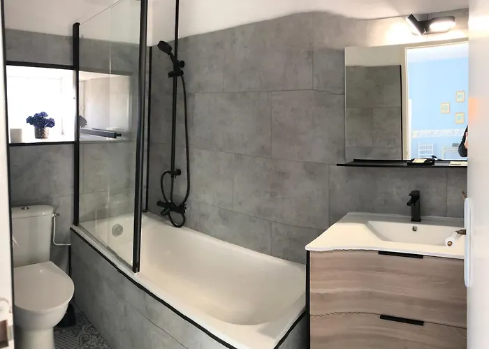 Manoir De Vilaines Guest house Varennes (Vienne)