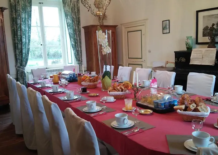 Manoir De Vilaines Guest house Varennes (Vienne)